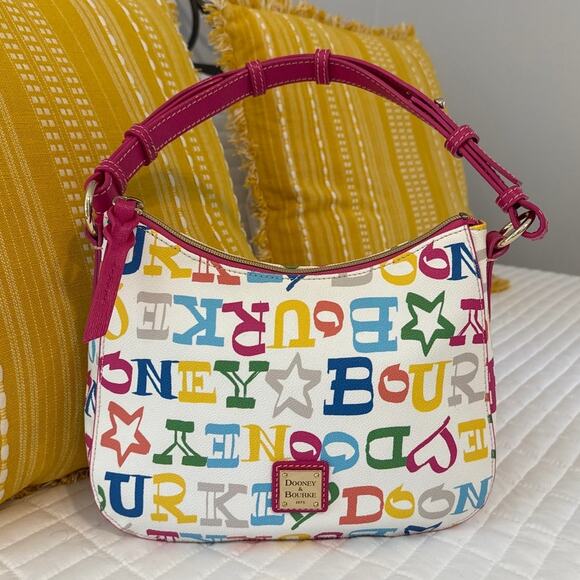 Dooney and Bourke Pebble Leather Small Kiley Hobo Pink Strap Y2K - Picture 1 of 11